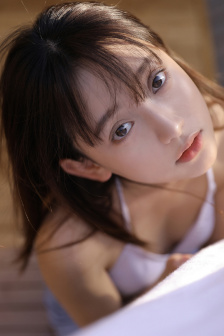 越中山色镜中看